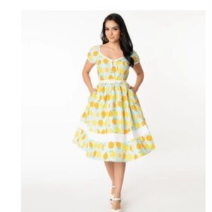 Unique Vintage Lemon & Orange Print Hannah Swing Dress - L/10-12